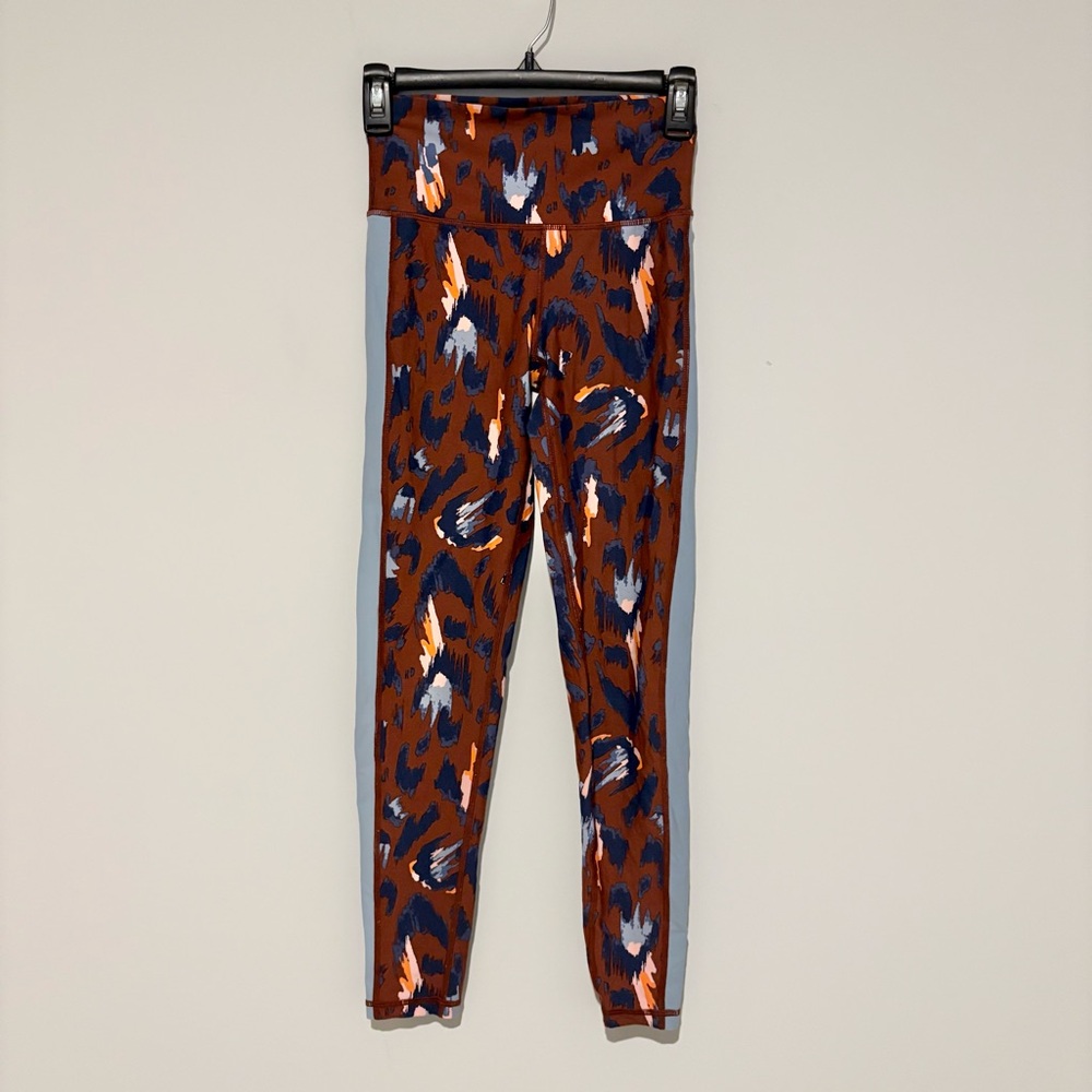 Aerie Chill Play Move Activewear Leggings Leopard Cheetah brown blue small